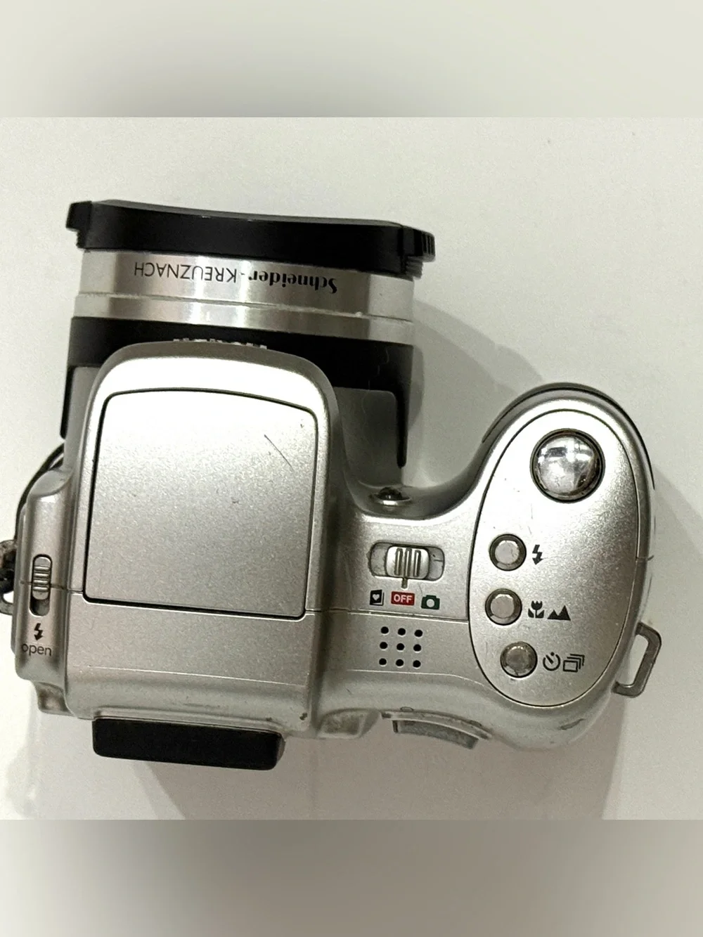 Kodak EasyShare Z650 6.1MP 10x Zoom Digital Camera AS-IS Parts Repair